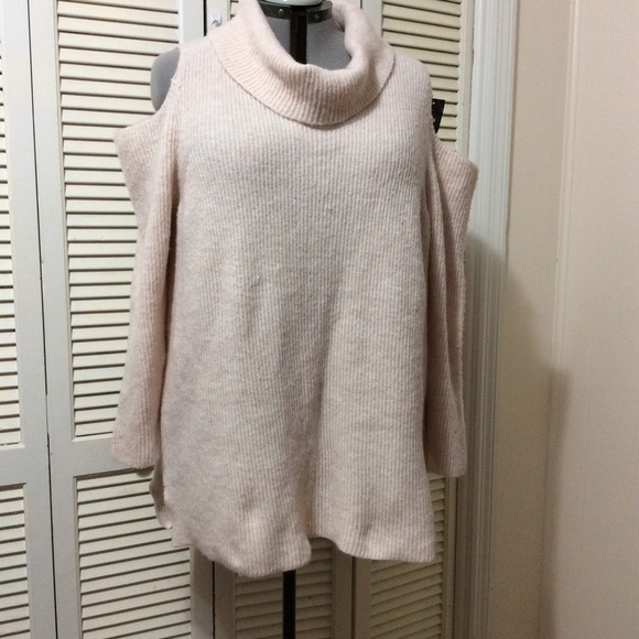 Lane Bryant cold shoulder sweater sz 26/28 - Picture 1 of 5